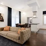 Zoya Luxury 5* Budapest